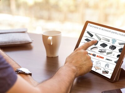 Brosura feronerie si accesorii mobilier @Unsplash